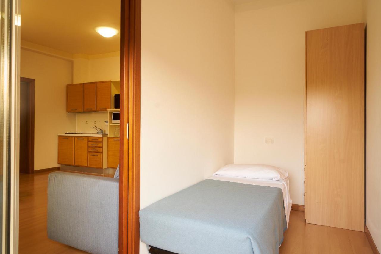 Aparthotel La Pineta 리도 디 예솔로 외부 사진