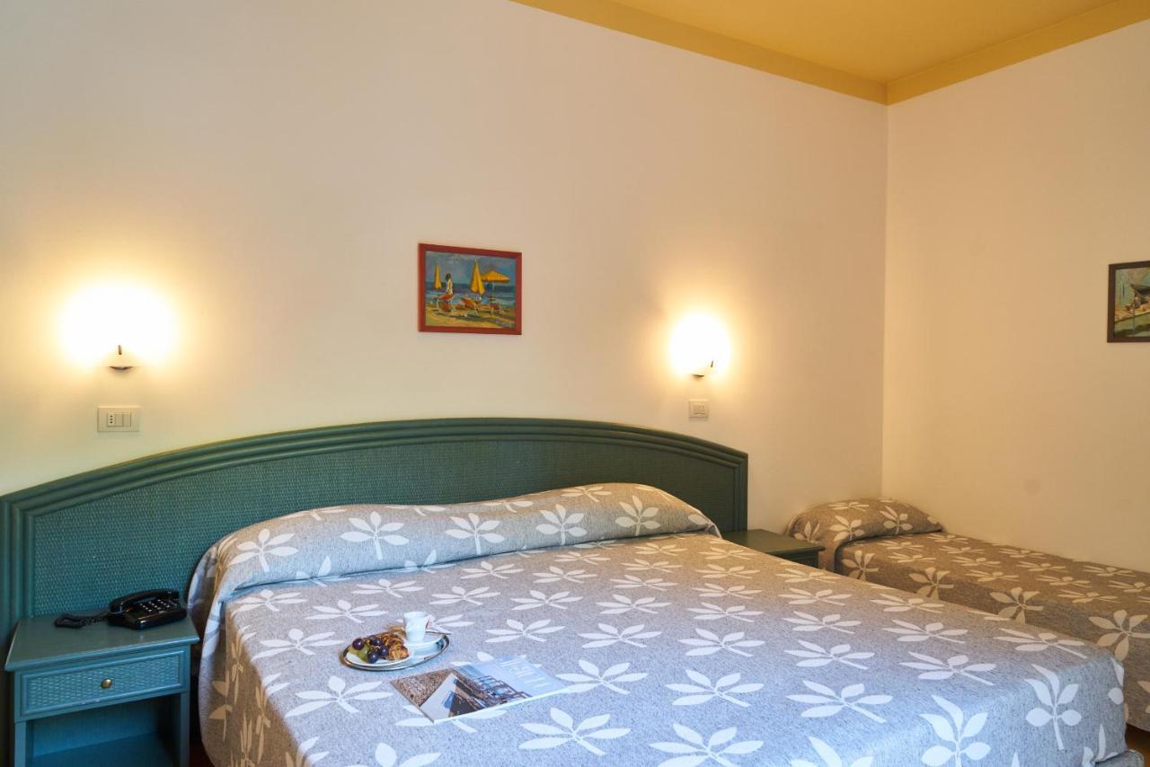 Aparthotel La Pineta 리도 디 예솔로 외부 사진